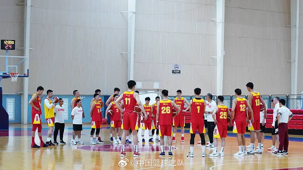 如何借助专业篮球教练提升个人声誉_1
